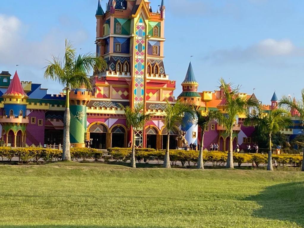 Beto Carrero, Praia, 3qt, 2 Vagas, Club Nautilus, 2 Piscinas, Playgound, Academia Apartment